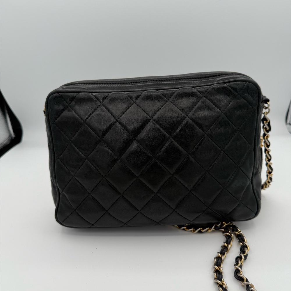 Vintage Chanel Black Quilted Shoulder Bag - Picture 4 of 13